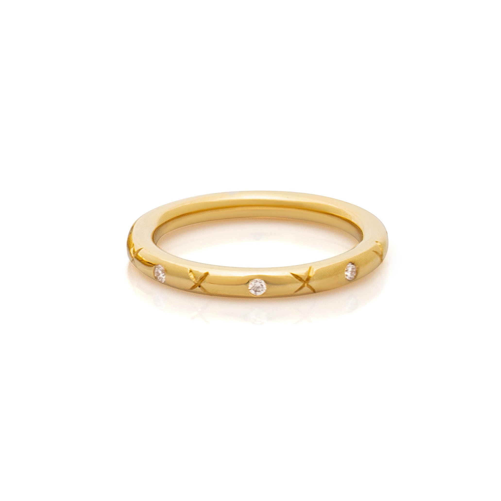 Diamond band. Diamond Binding Ring. Binding Ring. Gold band. Wedding band. Kisses ring. X ring.
