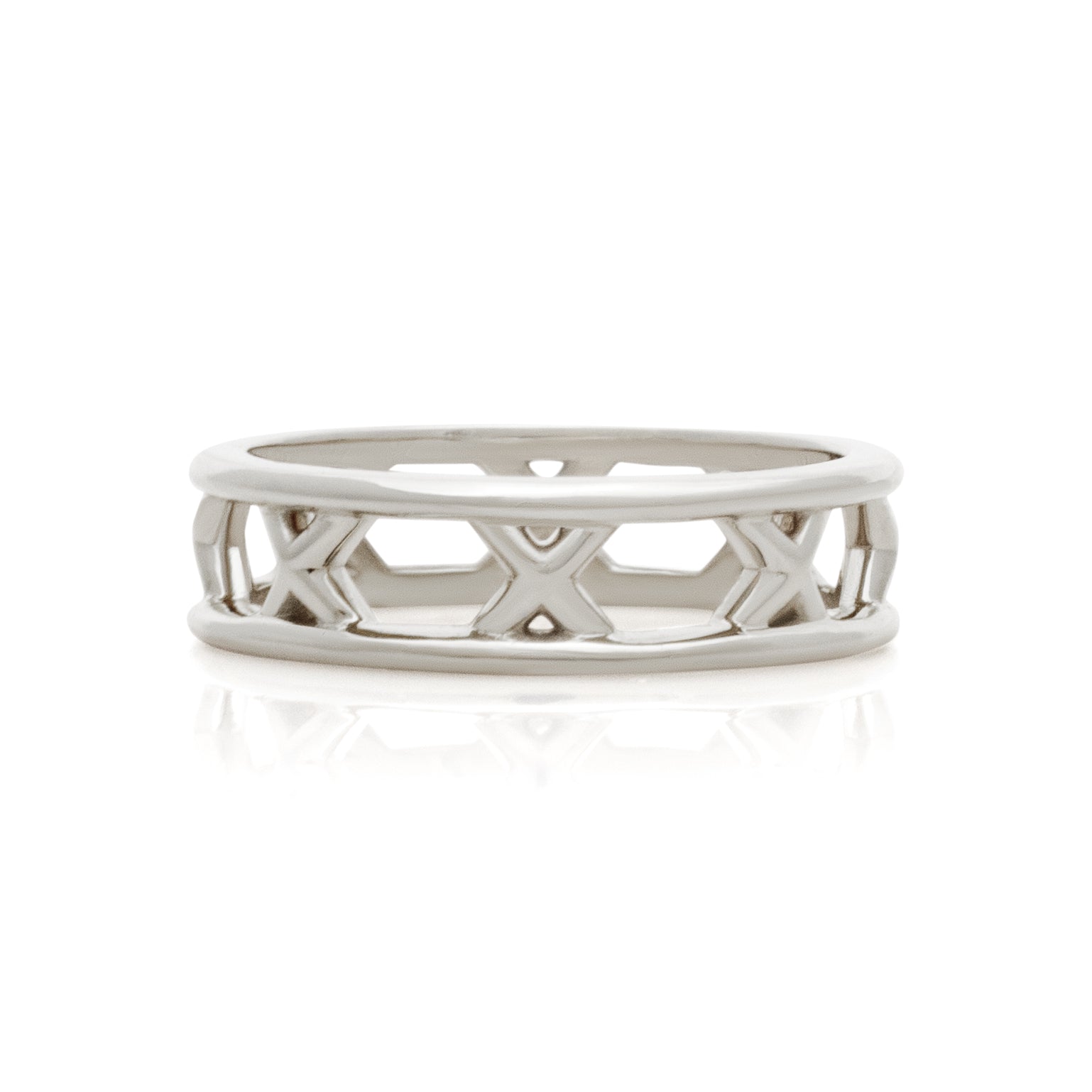 Silver binding ring. Unisex ring. Kisses ring. X ring. Matching rings. Friendship ring. Solid silver ring. Serena Ansell fine jewellery. London jeweller.