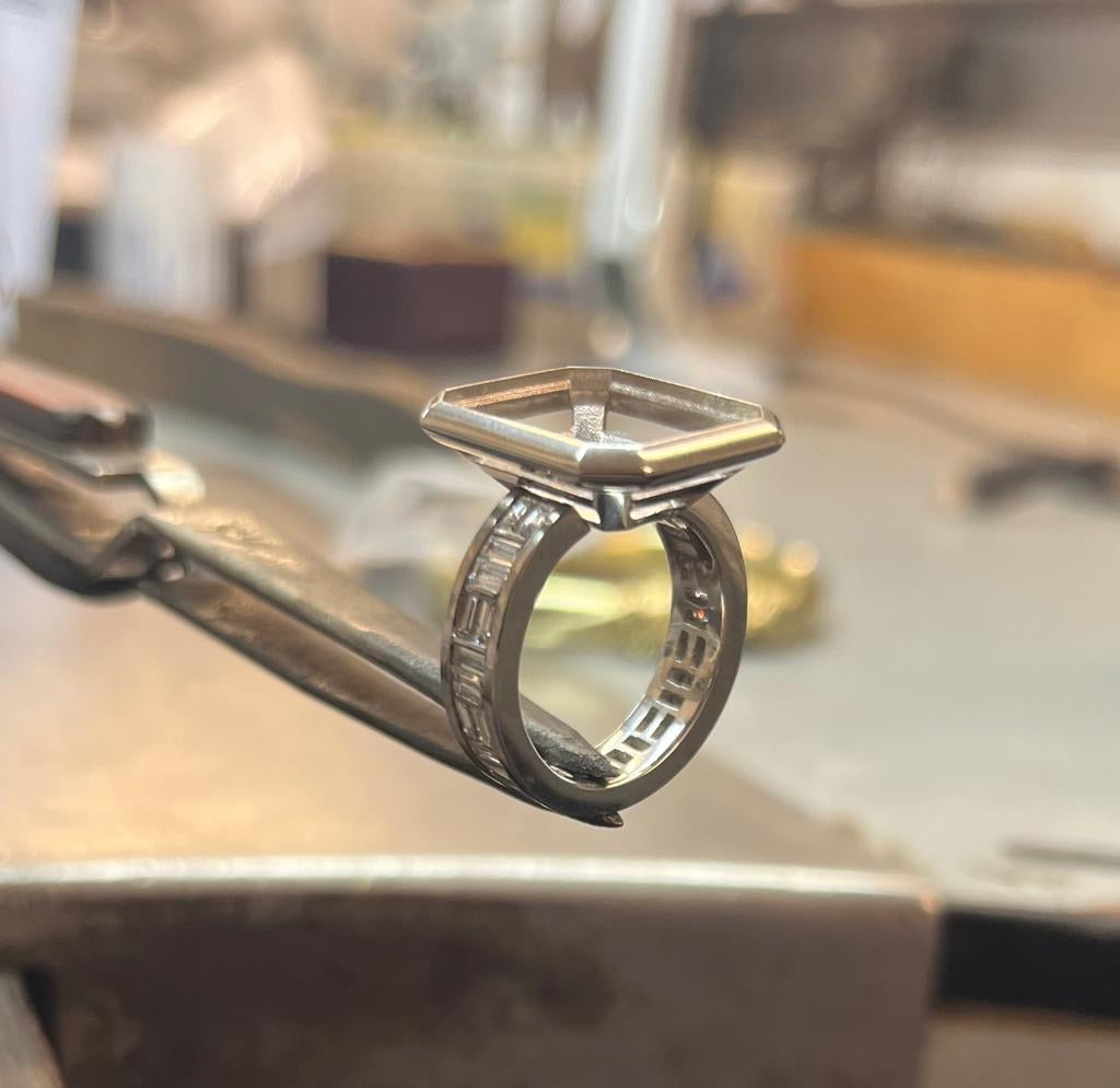 Bespoke jewellery. Bespoke jeweller London. Jewellery making process.