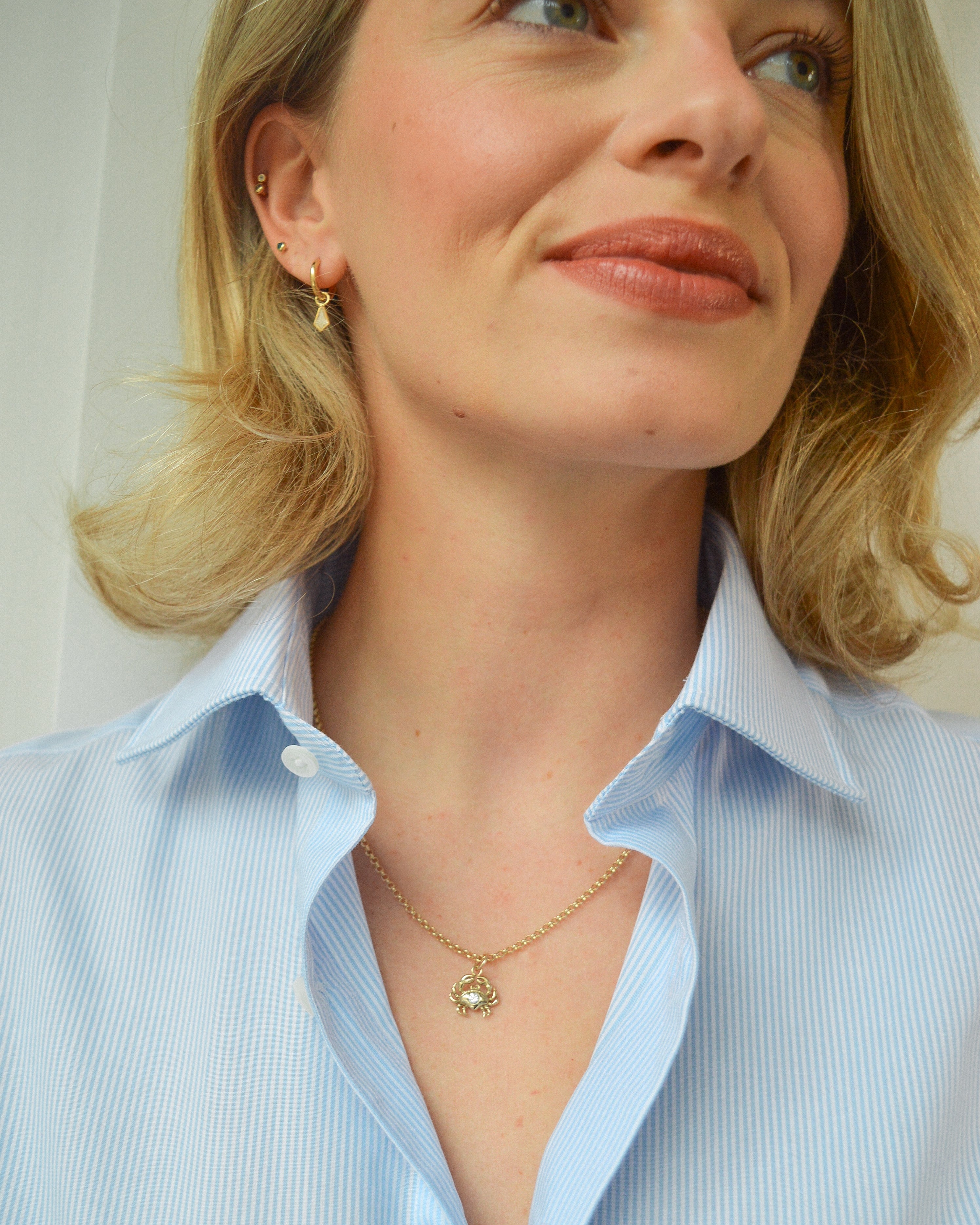 Diamond crab. Diamond pendant. Crab pendant. Cancer pendant.