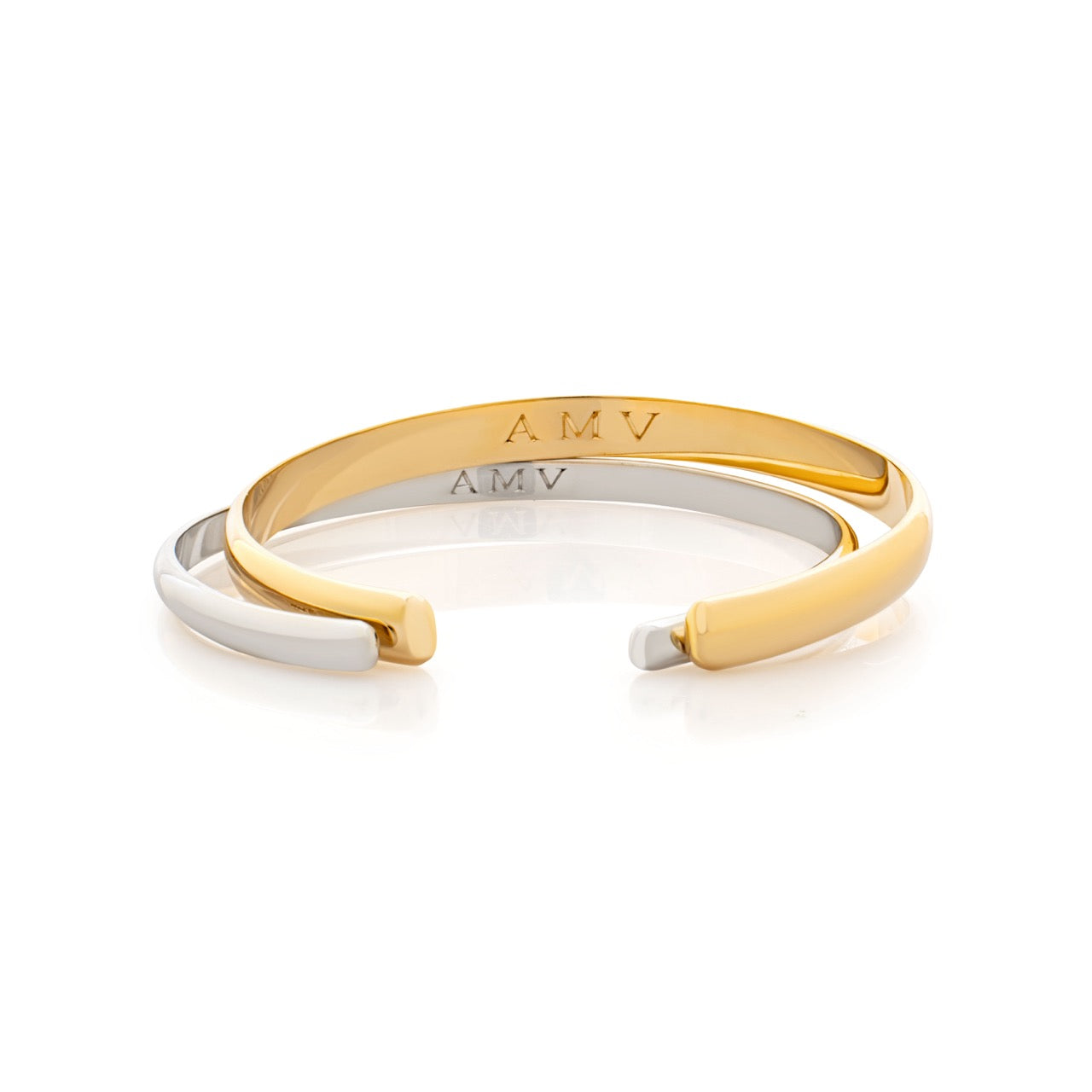 Binding bangle. Gold bangle. Silver bangle. Engraved bangle.