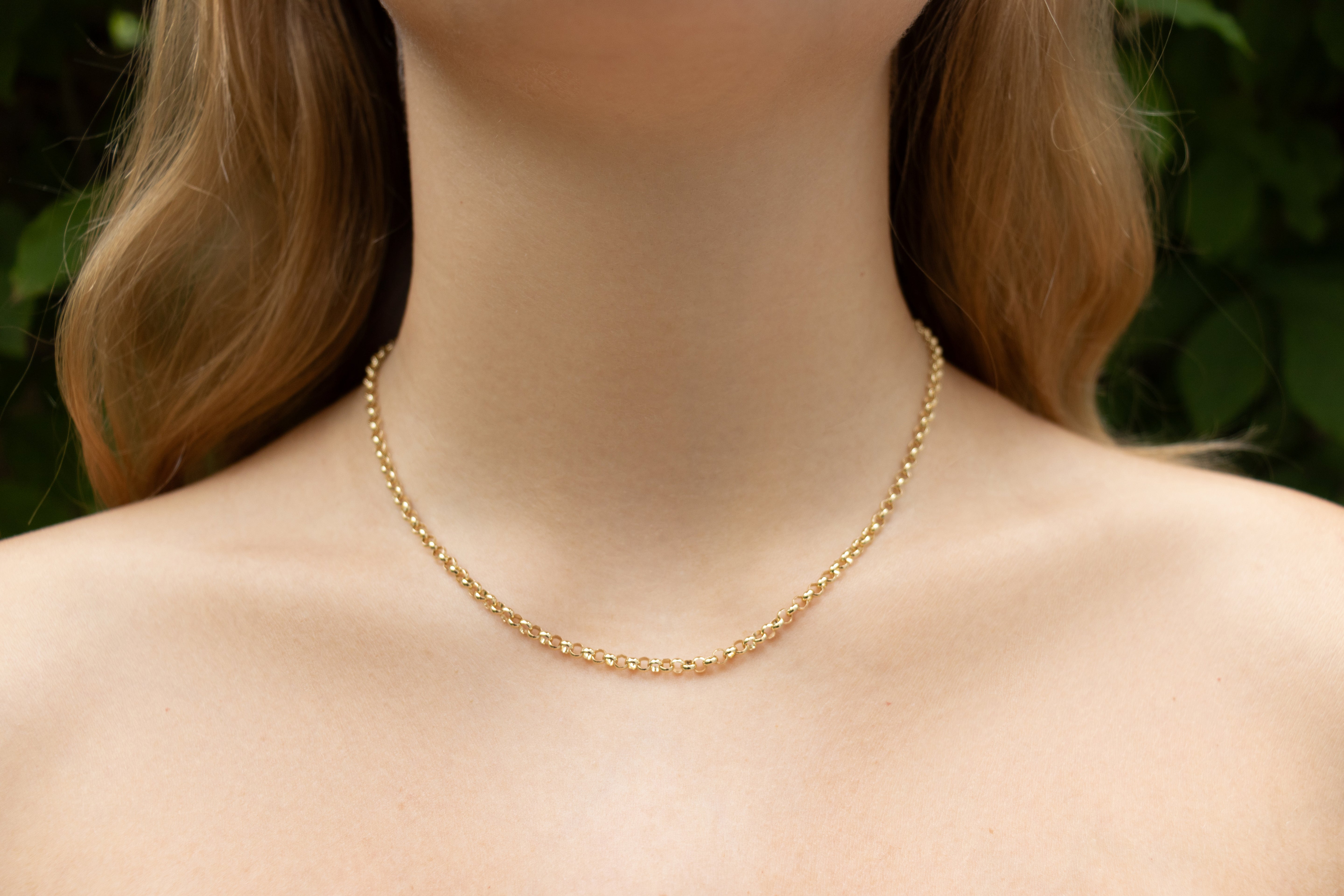 Gold chain necklace. Gold belcher chain.