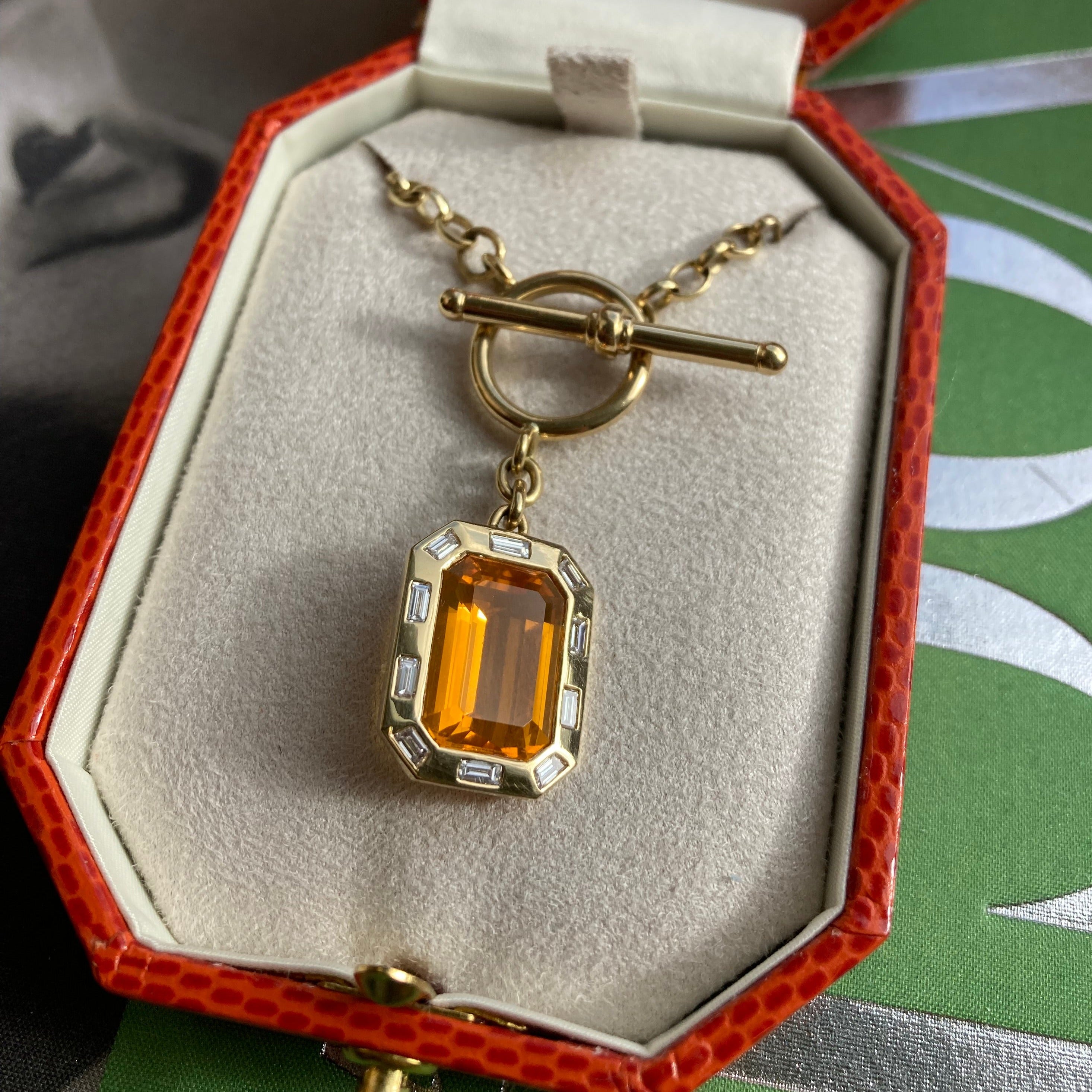 Fire Opal jewellery. Fire opal necklace. Orange gemstone necklace. Big gemstone necklace. Diamond necklace. Orange gemstone and diamond necklace. Gemstone necklace. T-bar necklace. Gold necklace.