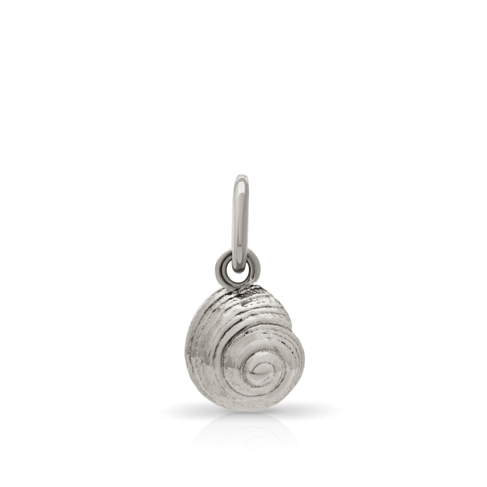 Port Isaac pendant. Port Isaac charm. Port Isaac necklace. Port Isaac Cornwall. Cornwall jewellery. Cornwall shell jewellery. Silver shell jewellery. Gold shell jewellery. Those Happy Places. Serena Ansell Jewellery.
