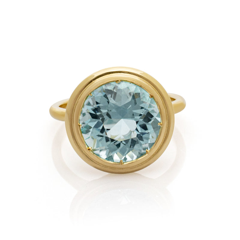 A 4.88 carat Aquamarine 'Serena Ansell Step Ring'