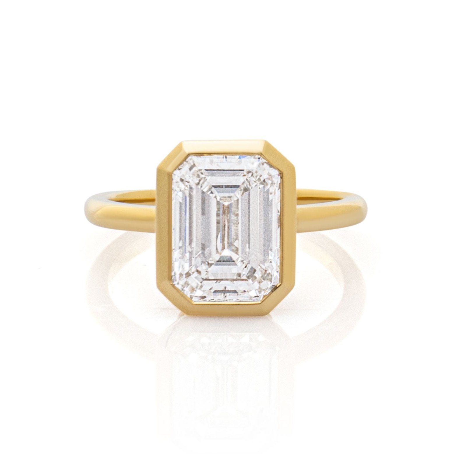 Emerald-cut Diamond Ring. Solitaire Diamond ring. Big Diamond ring.Perfect diamond ring. Bespoke diamond ring. 