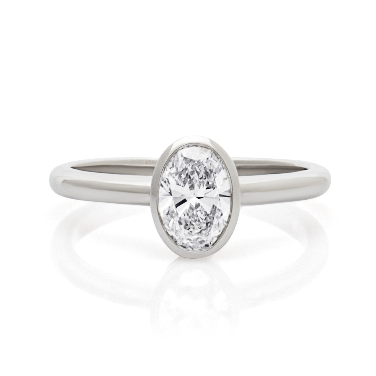 Oval Diamond Engagement ring. Solitaire ring. Diamond solitaire engagement ring. Diamond and platinum ring. 