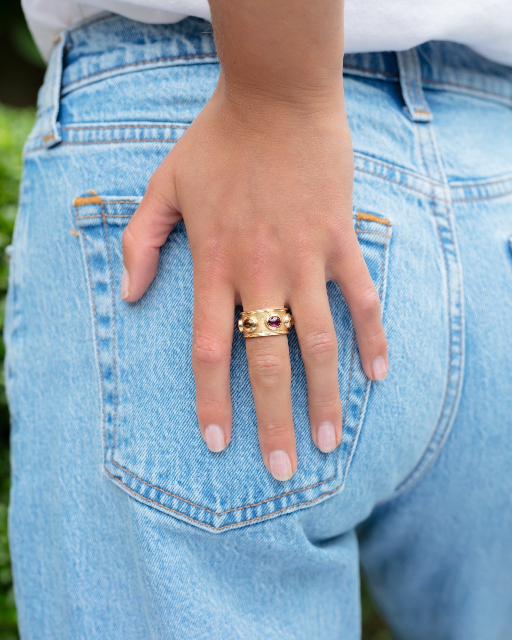 Pink tourmaline and citrine ring. Cabochon ring. Solid gold ring. Elizabethan style ring. Gemstone ring. 